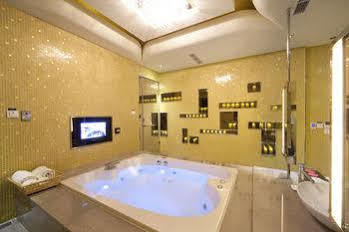Wego - Linsen Motel 4*